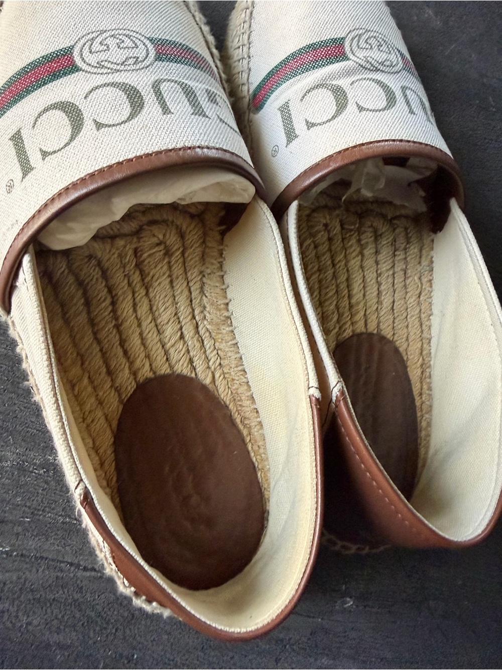 Gucci Beige Canvas Espadrilles with Green and Red Web - Picture 10 of 16